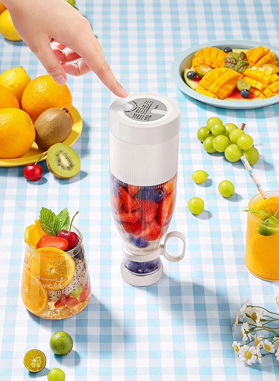 Portable Mini Blender – Fresh Juice, Smoothies & Cold Coffee Anywhere